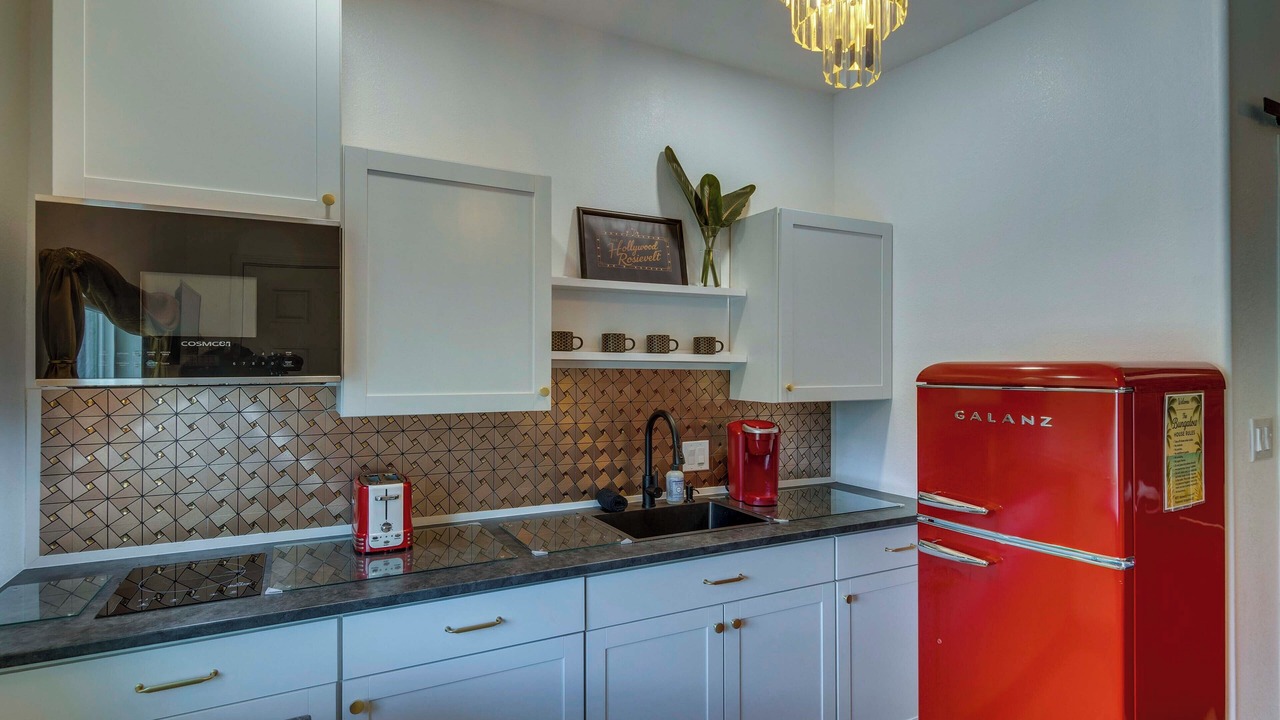 Photo of Kitchen in Valley Glen