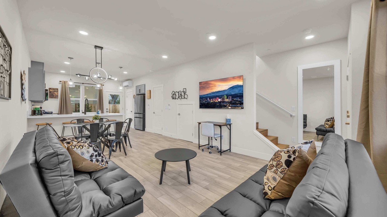 Photo of Livingroom in Reno/Tahoe Airport