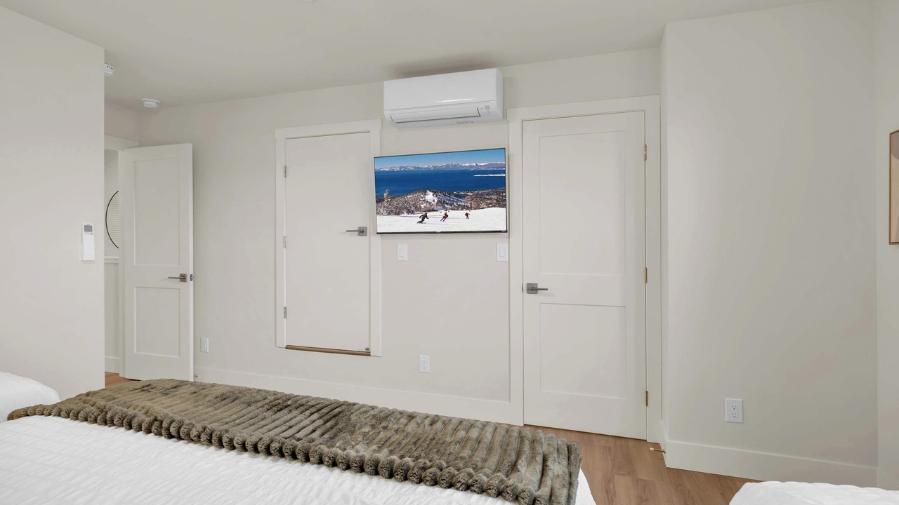 Photo of Bedroom in Reno/Tahoe Airport