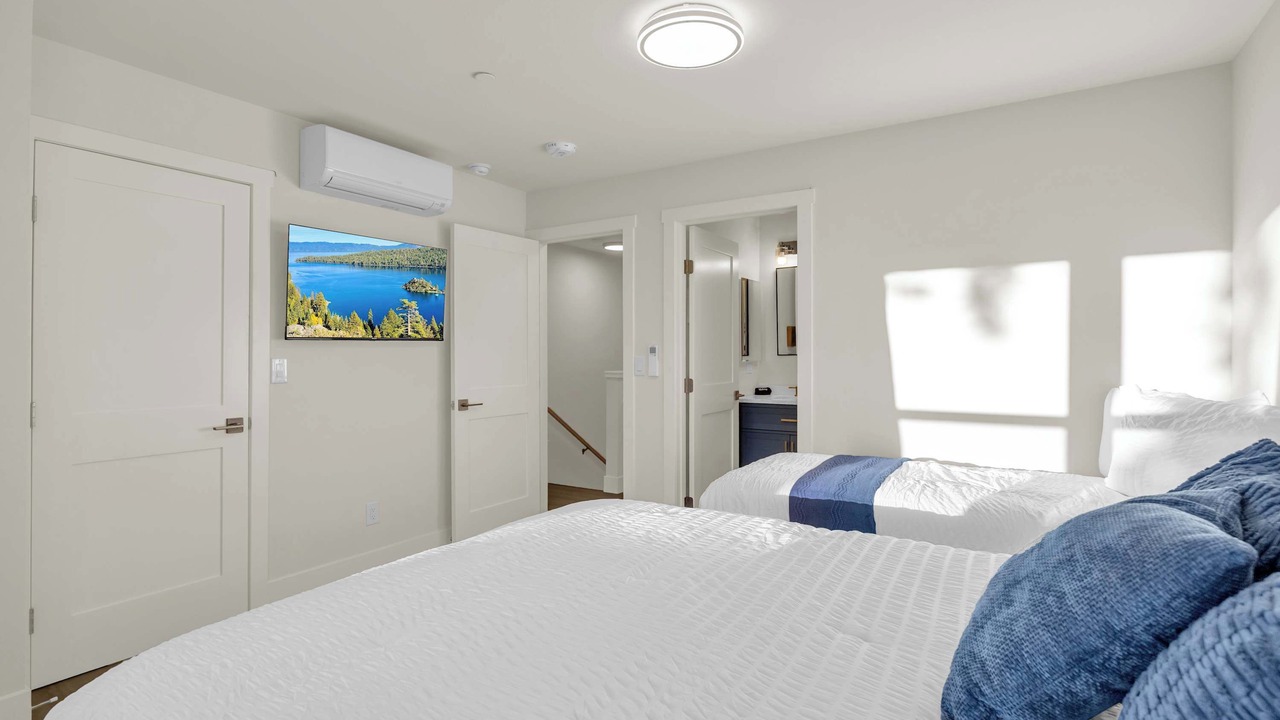 Photo of Bedroom in Reno/Tahoe Airport