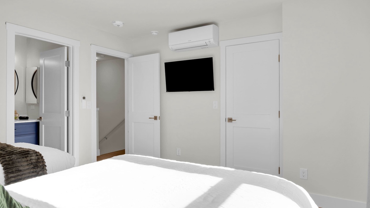 Photo of Bedroom in Reno/Tahoe Airport