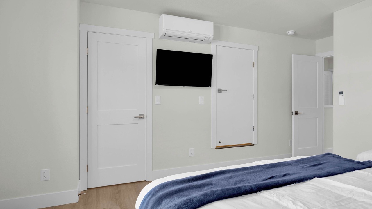Photo of Bedroom in Reno/Tahoe Airport