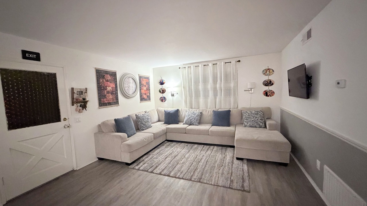Photo of Livingroom in Santee