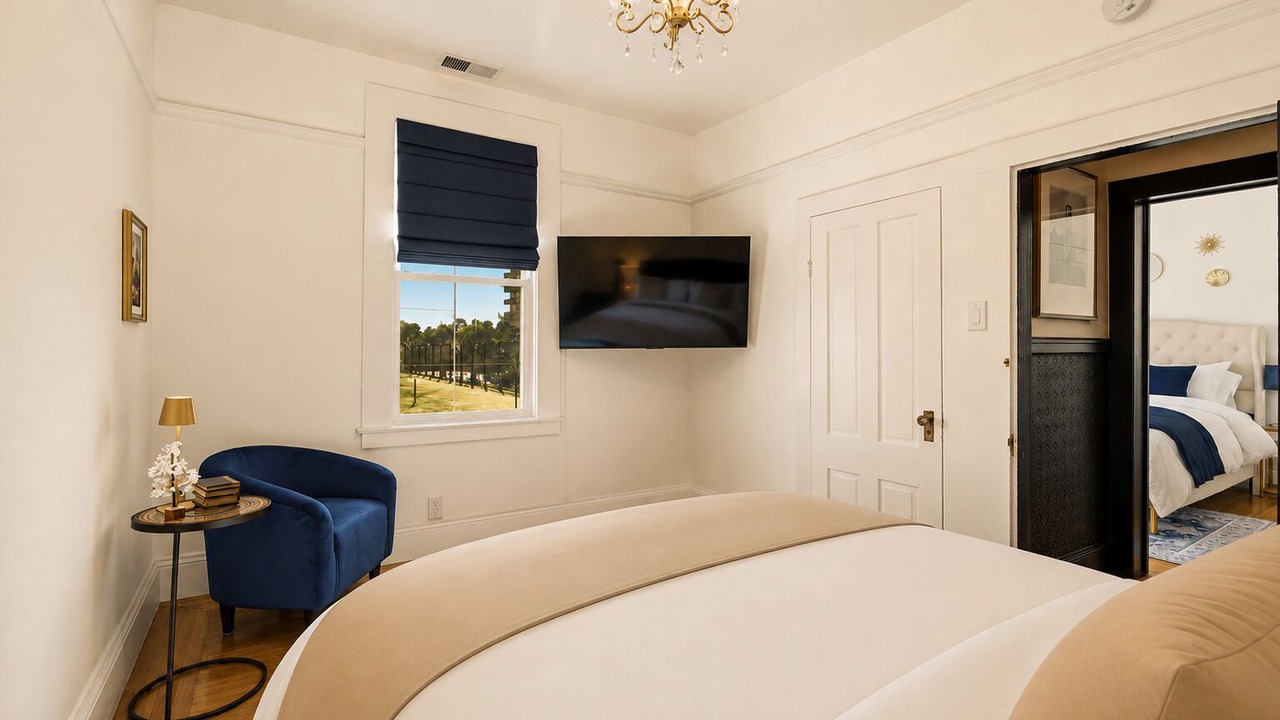 Photo of Bedroom in Fisherman's Wharf
