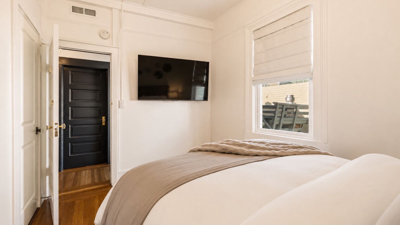 Photo of Bedroom in Fisherman's Wharf