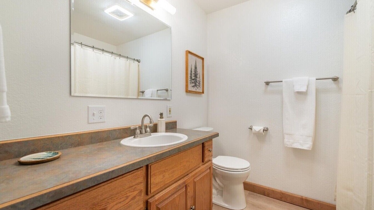 Photo of Bathroom in McKinney Estates
