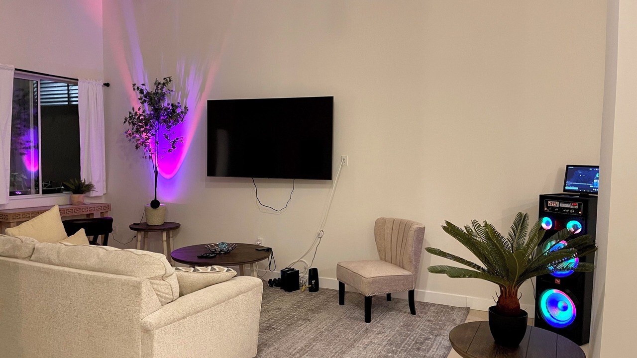 Photo of Livingroom in Historic Core