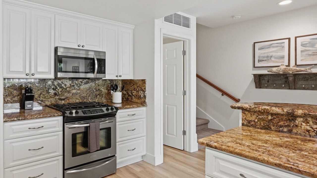 Photo of Kitchen in South Mission Beach