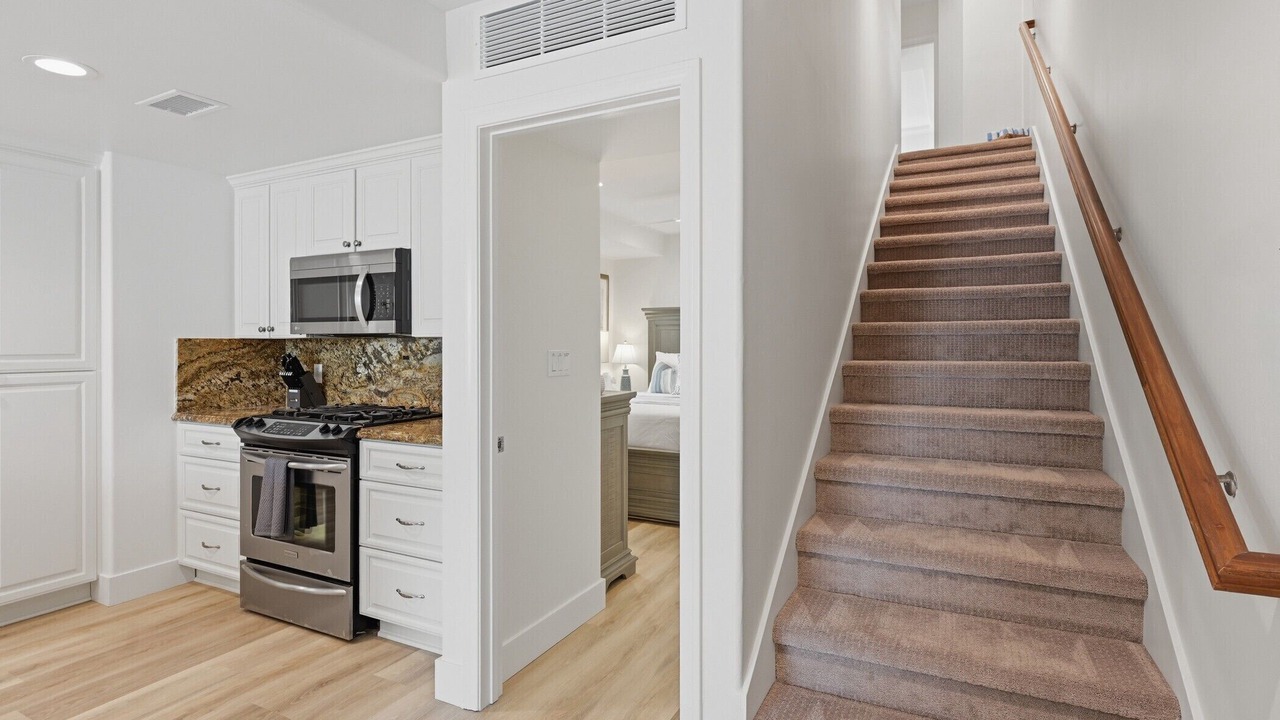 Photo of Bedroom in South Mission Beach
