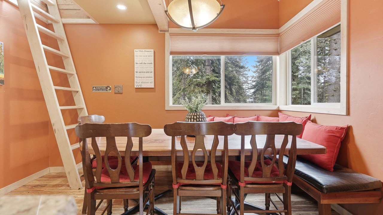 Photo of Bedroom in Bear Valley