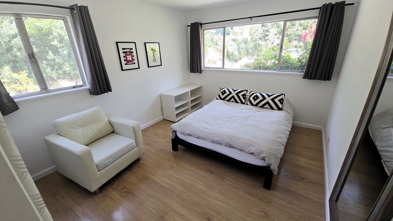 Photo of Bedroom in La Canada Flintridge