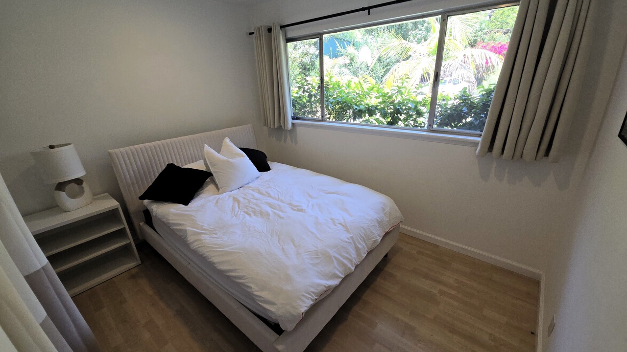 Photo of Bedroom in La Canada Flintridge