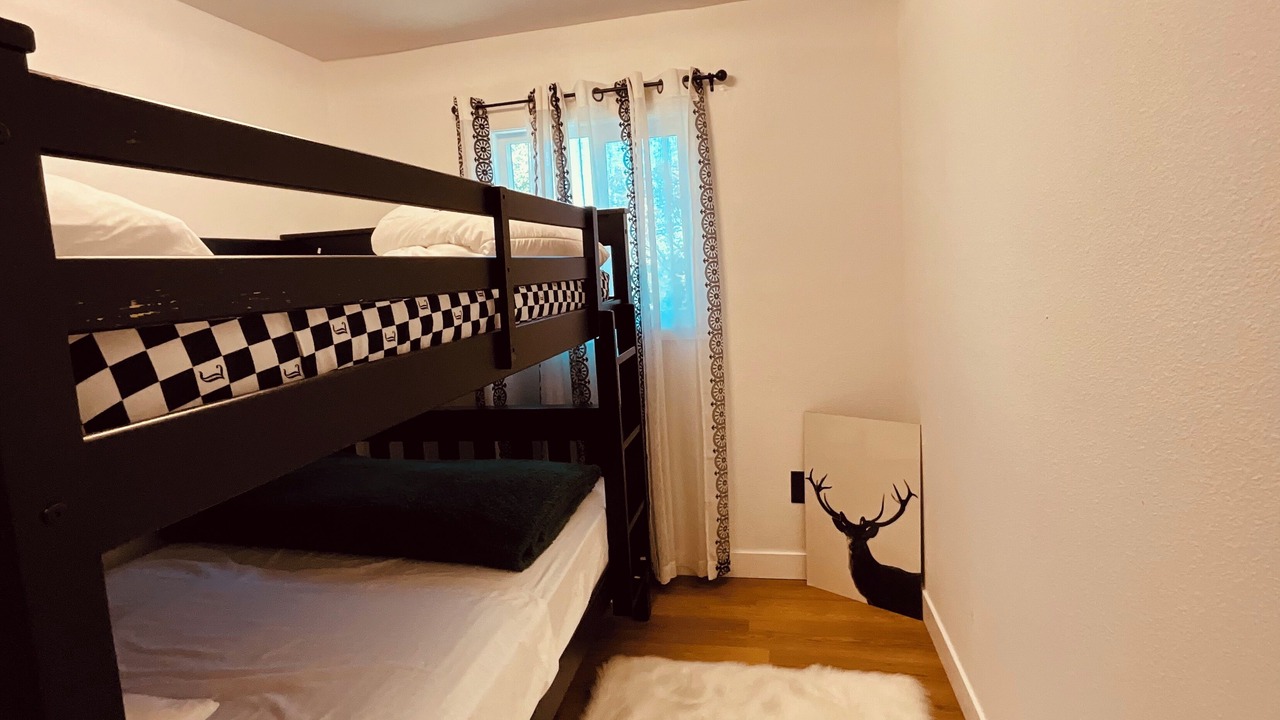 Photo of Bedroom in North Fork