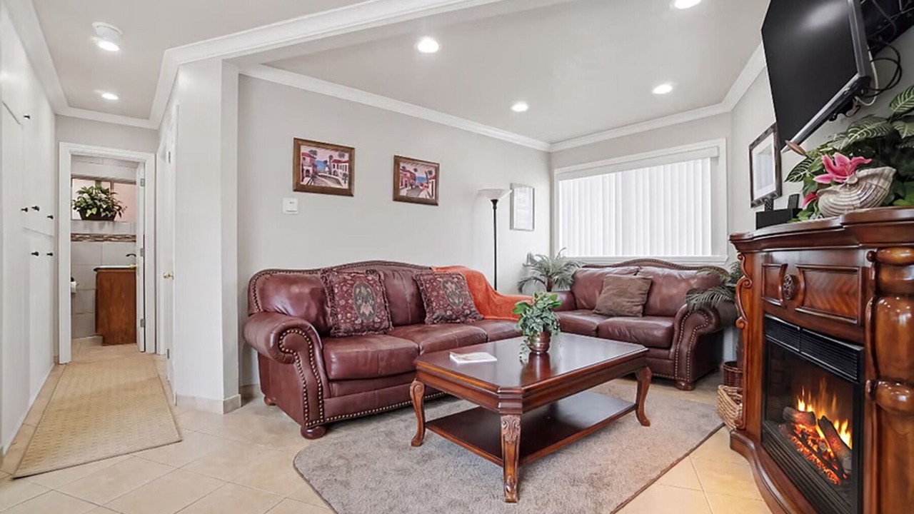 Photo of Livingroom in Coastal San Pedro