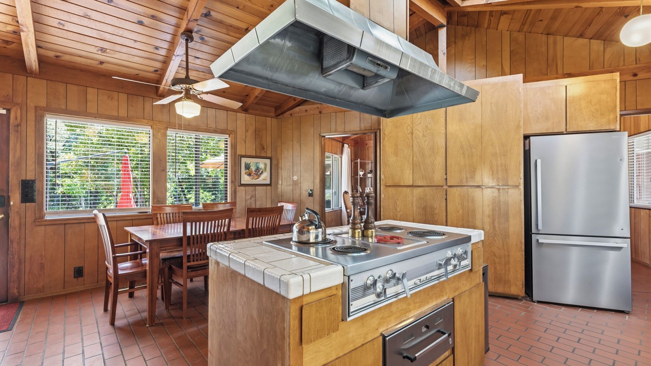 Photo of Kitchen in Apple Hill