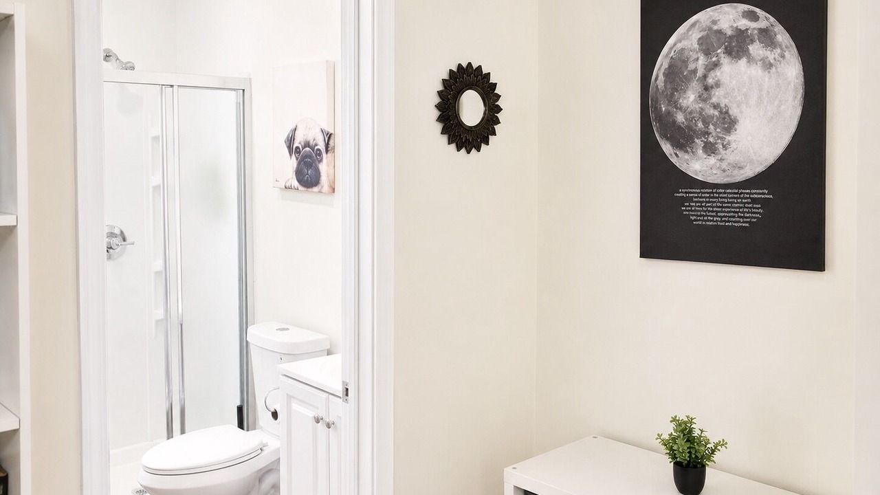 Photo of Bathroom in Glendale