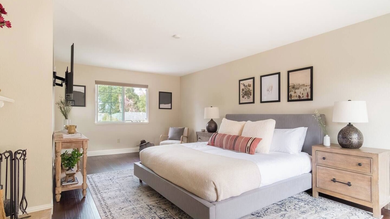 Photo of Bedroom in Santa Rosa
