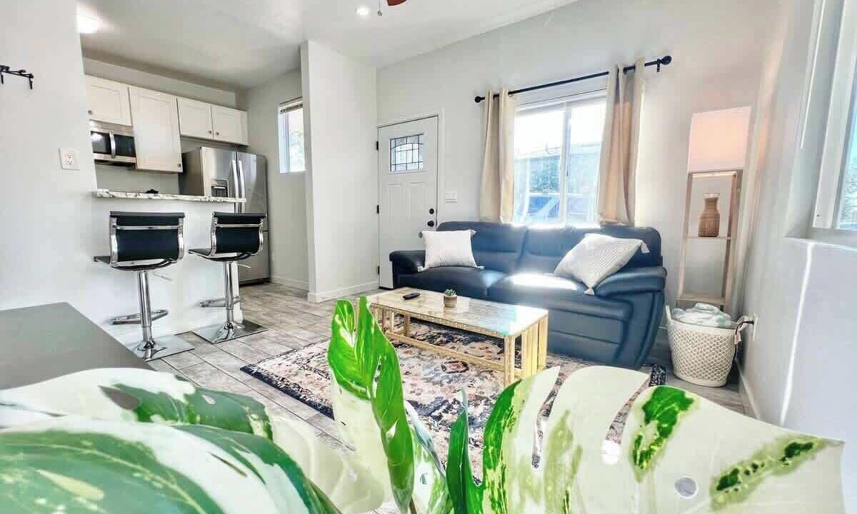 Photo of Bedroom in Lincoln Acres