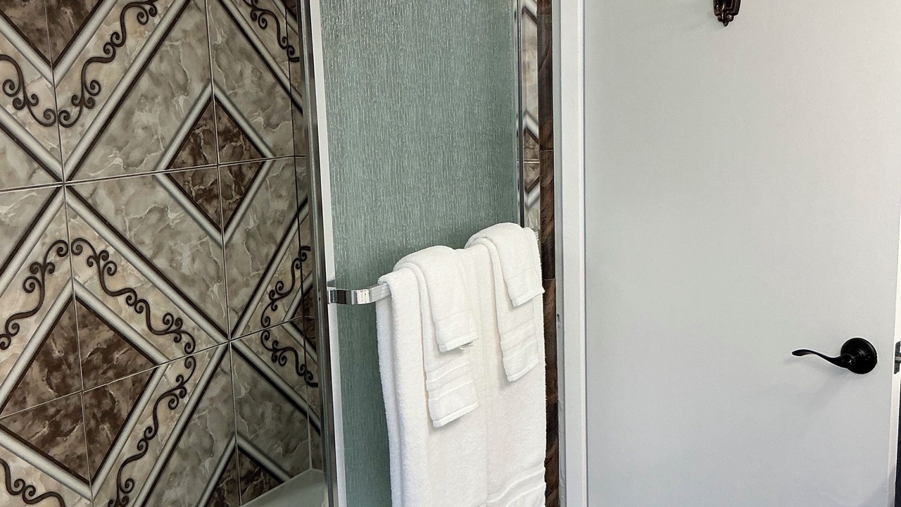 Photo of Bathroom in Greenacres