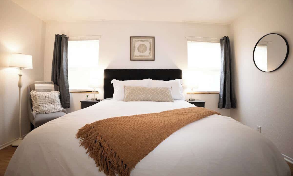 Photo of Bedroom in San Jacinto