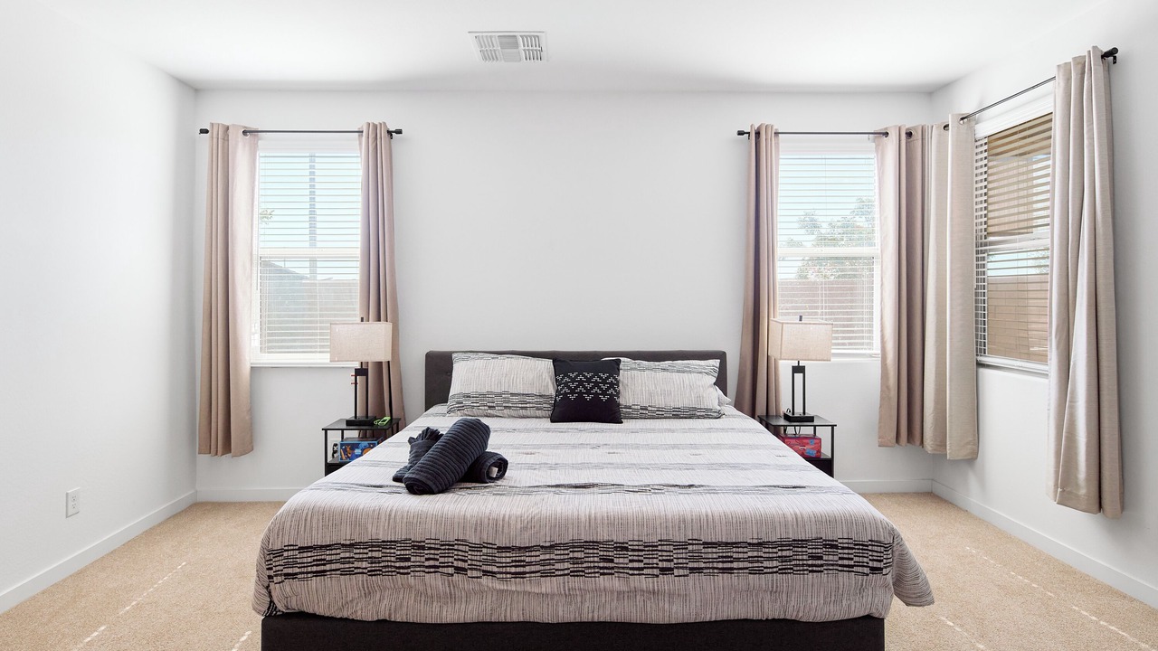 Photo of Bedroom in South Mountain