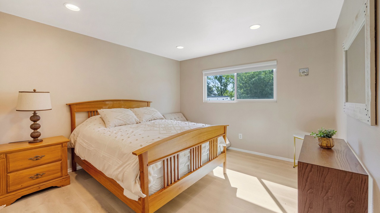 Photo of Bedroom in Tarzana