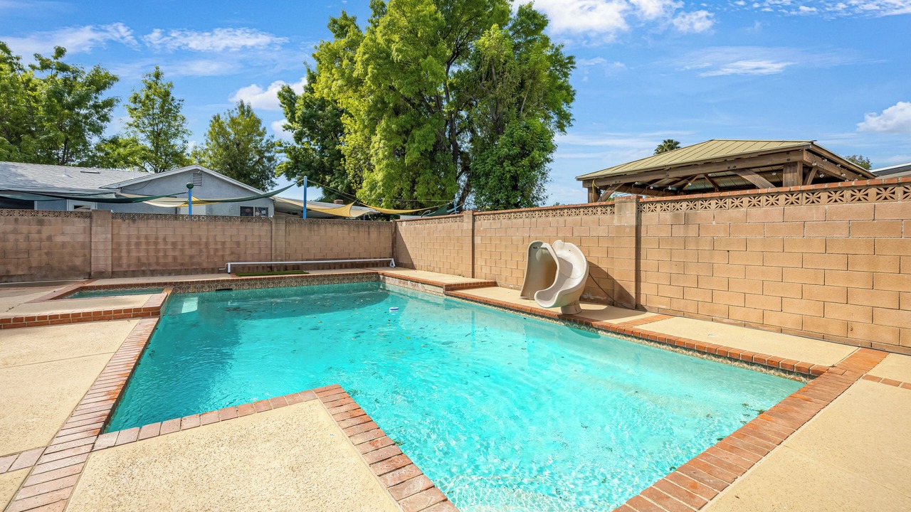 Photo of Outdoor in Tarzana