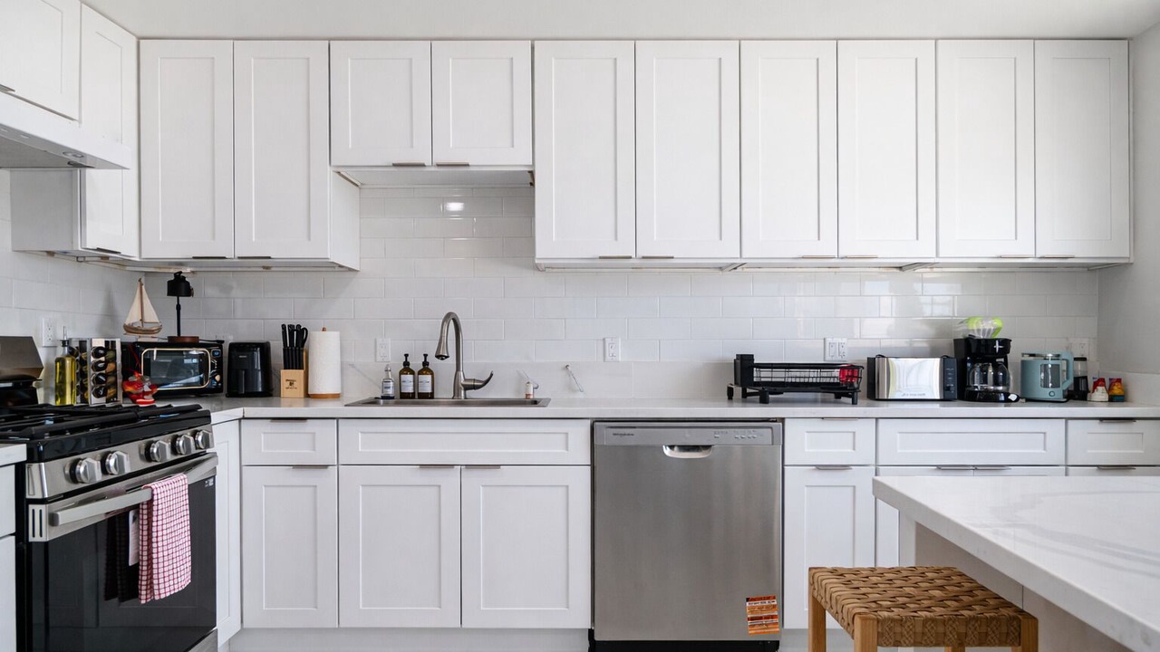 Photo of Kitchen in Midway City