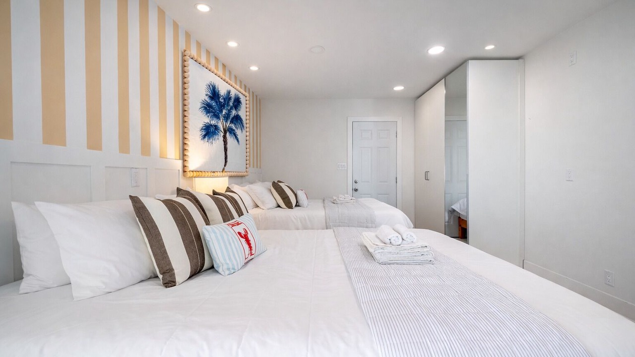 Photo of Bedroom in Midway City