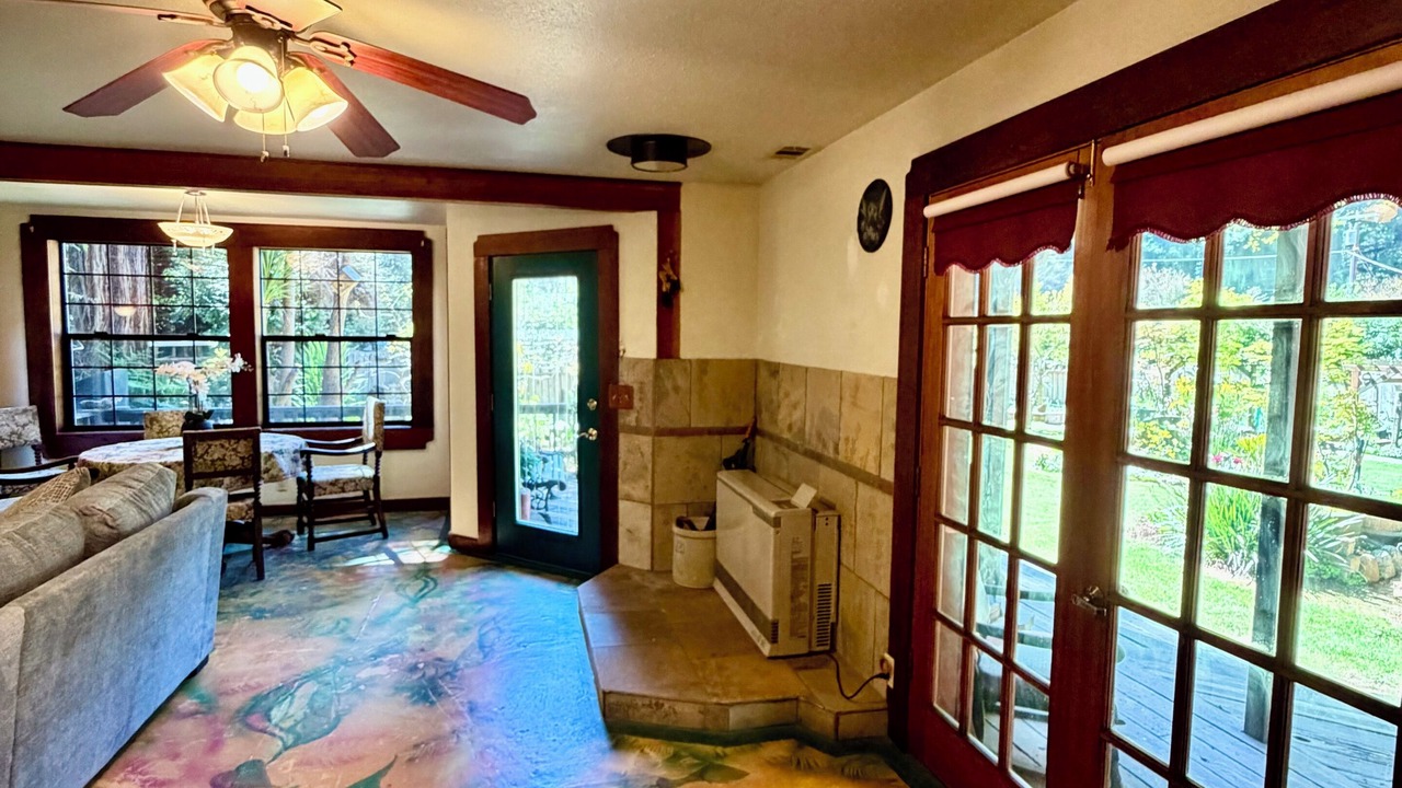 Photo of Livingroom in Westhaven-Moonstone