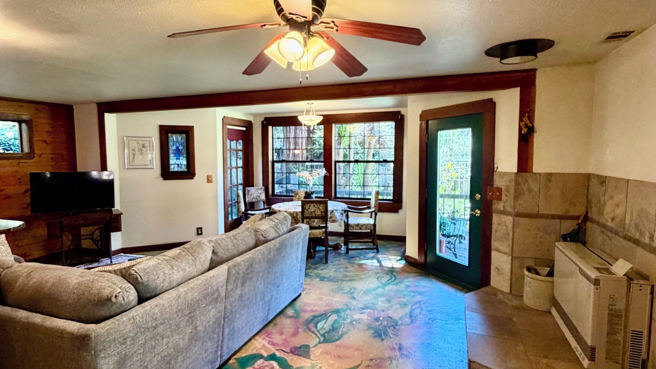 Photo of Livingroom in Westhaven-Moonstone