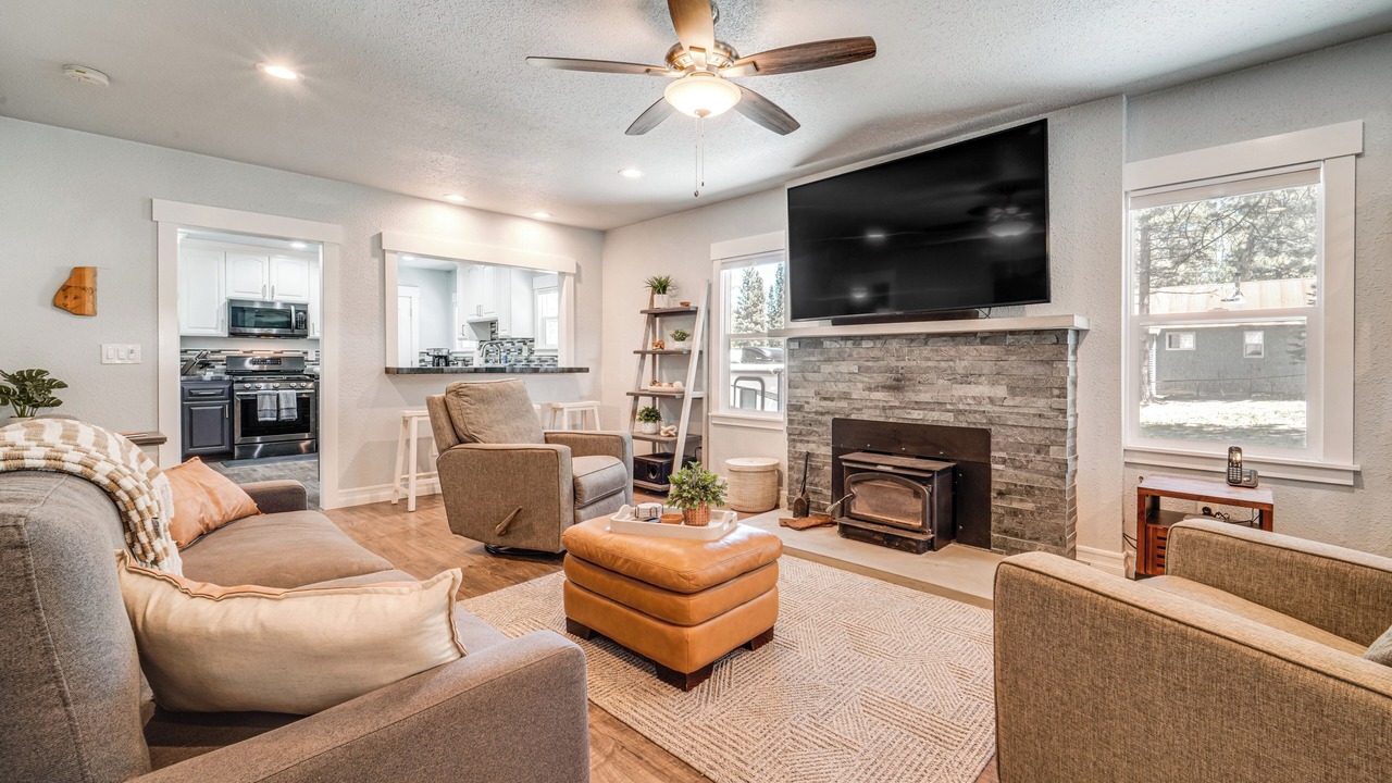 Photo of Livingroom in Calpine