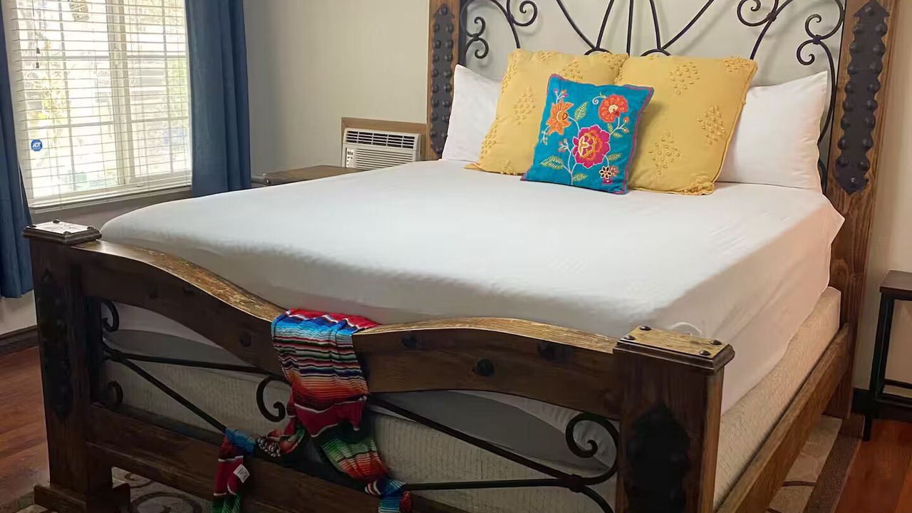 Photo of Bedroom in Pumpkin Center