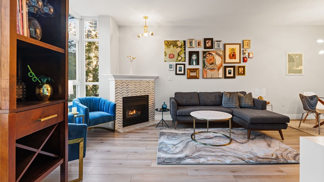 Photo of Livingroom in Cortez Hill
