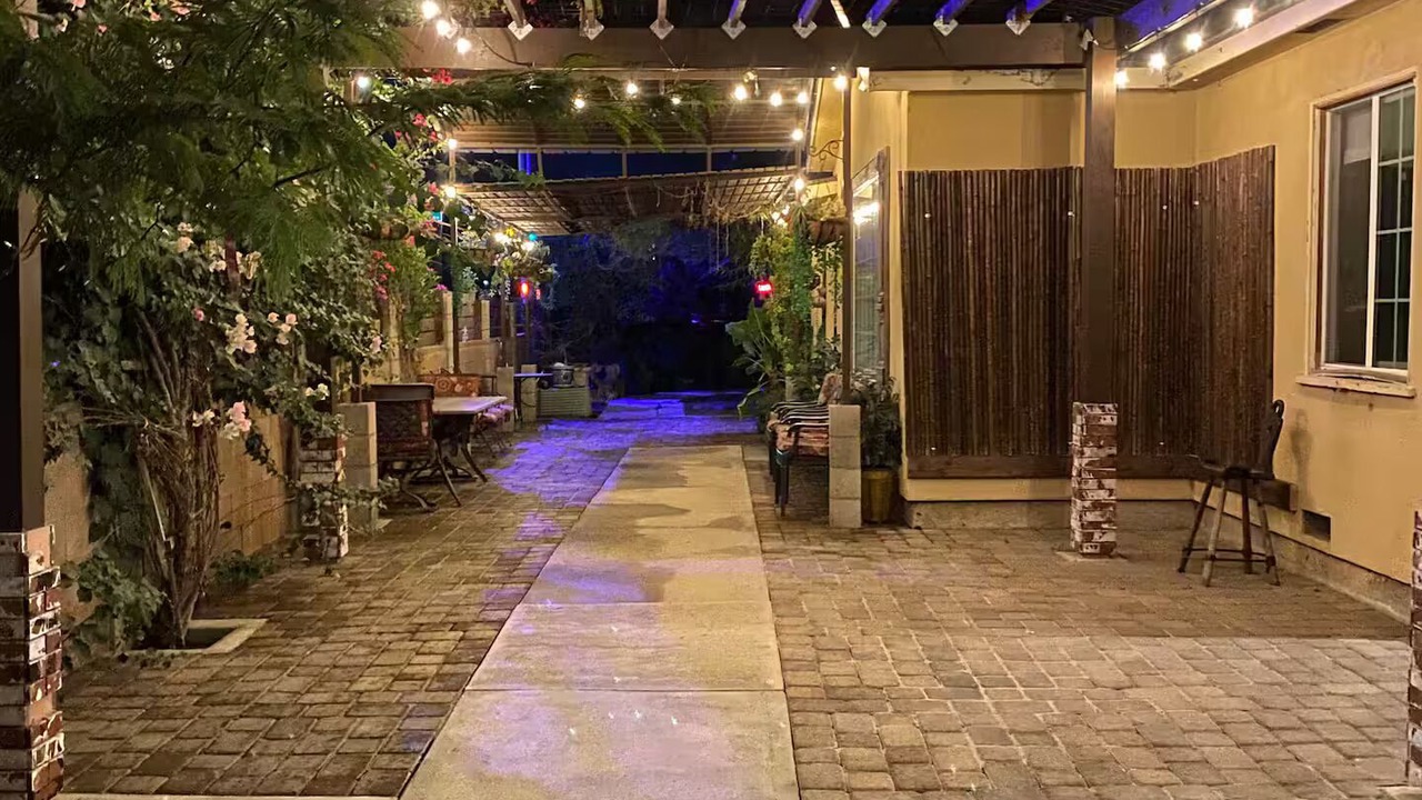 Photo of Patio Balcony in Pumpkin Center