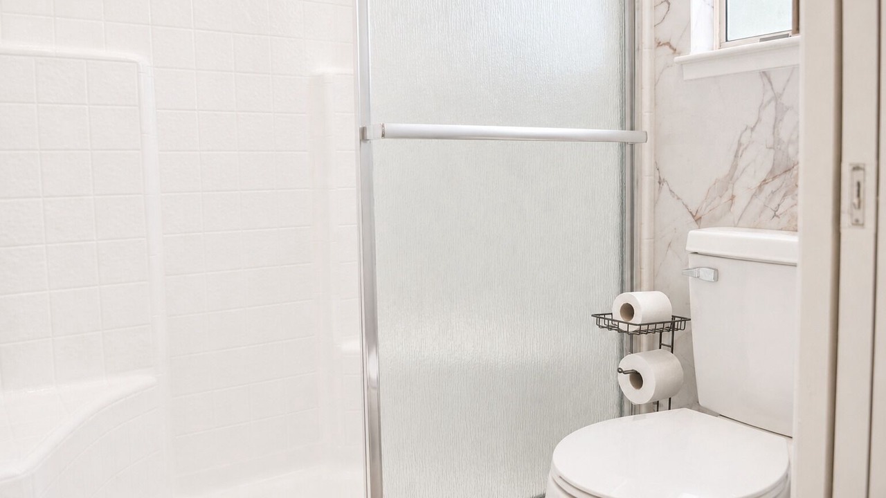 Photo of Bathroom in Hanford