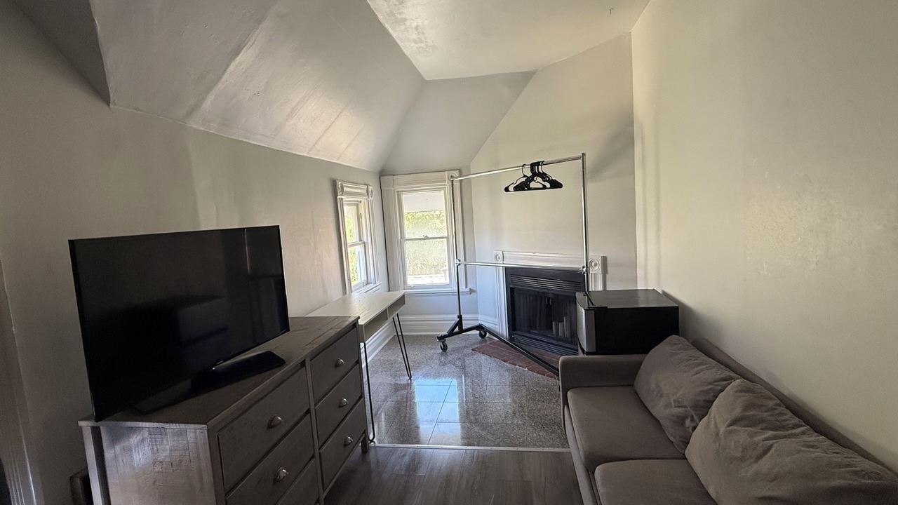 Photo of Livingroom in Westside Santa Cruz