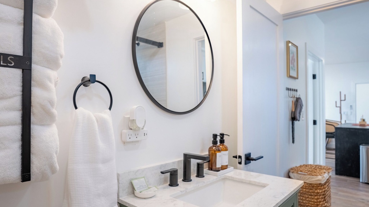 Photo of Bathroom in Lincoln Acres