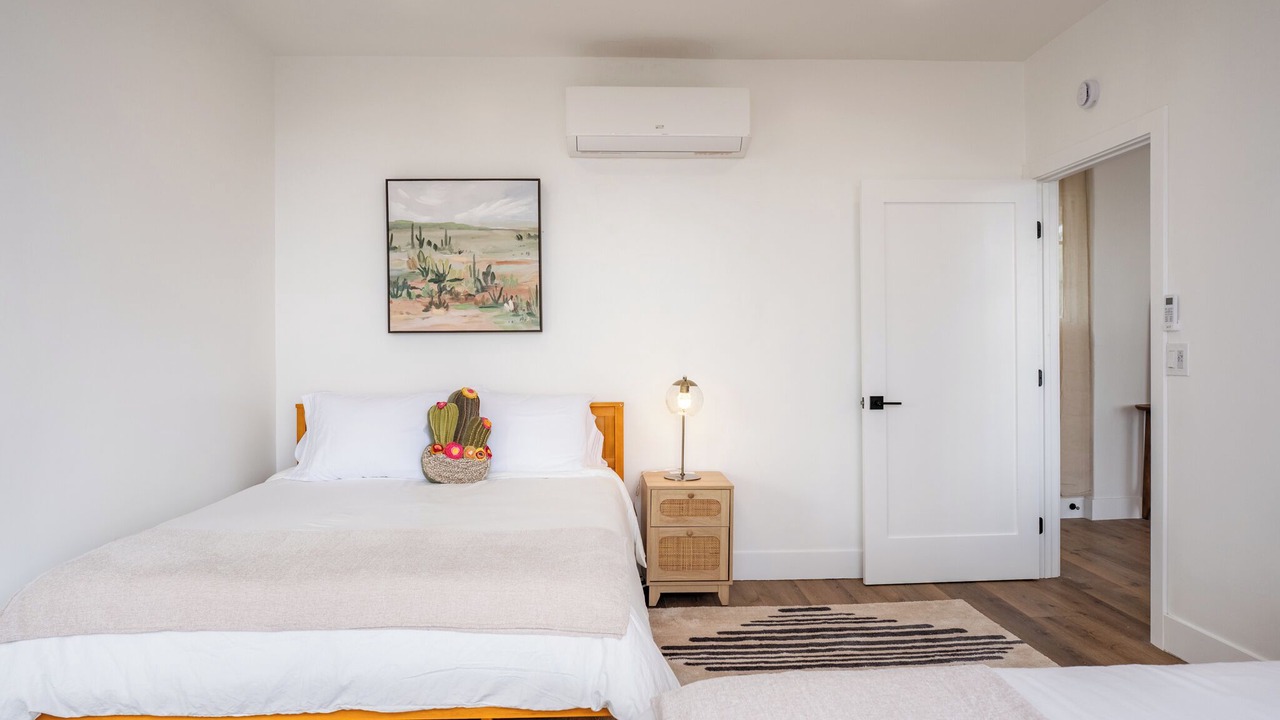 Photo of Bedroom in Lincoln Acres