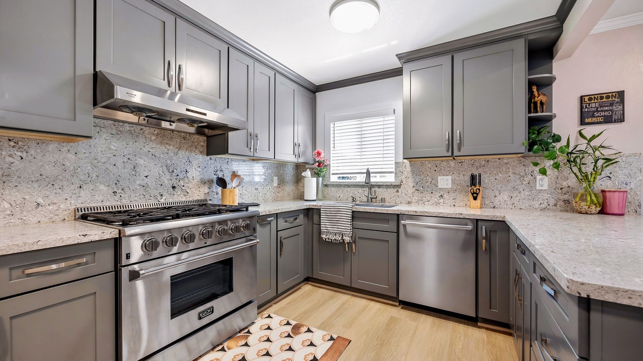 Photo of Kitchen in Davis Tract