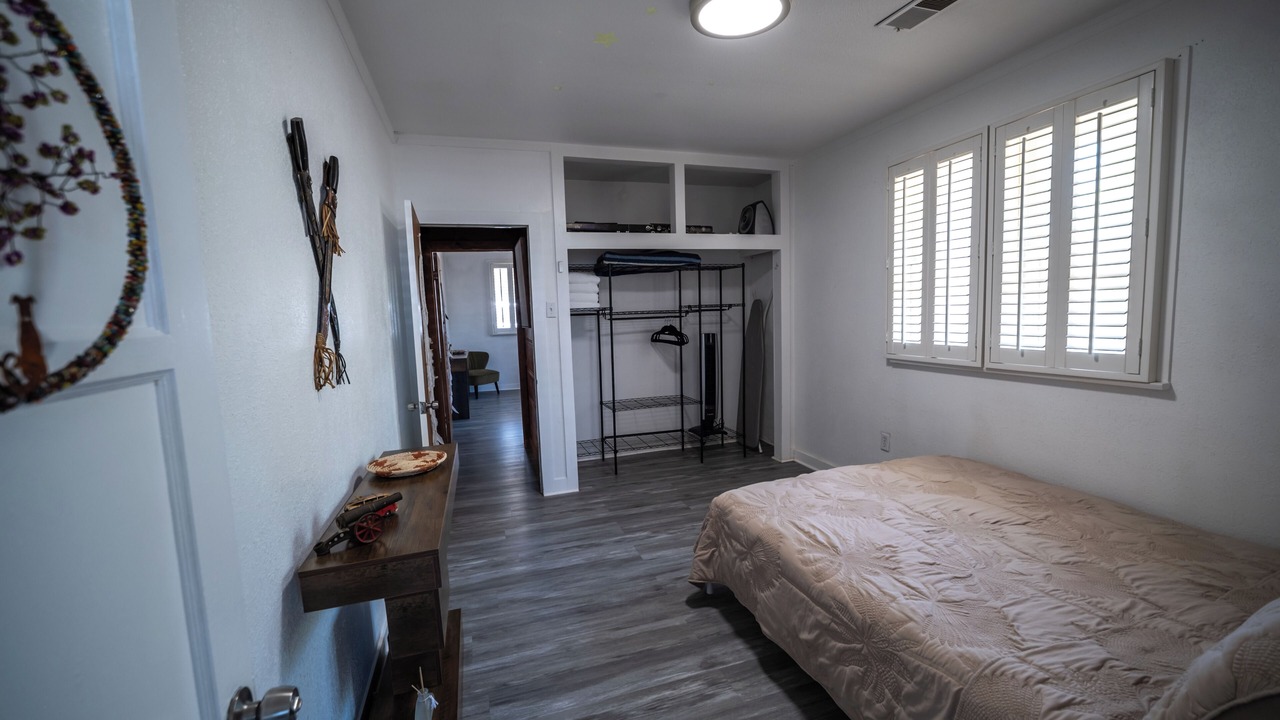 Photo of Bedroom in Pearblossom