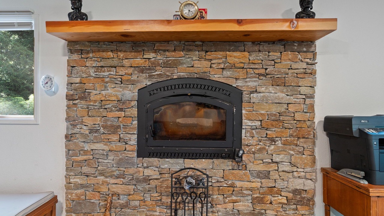 Photo of Livingroom in Lake Almanor Country Club