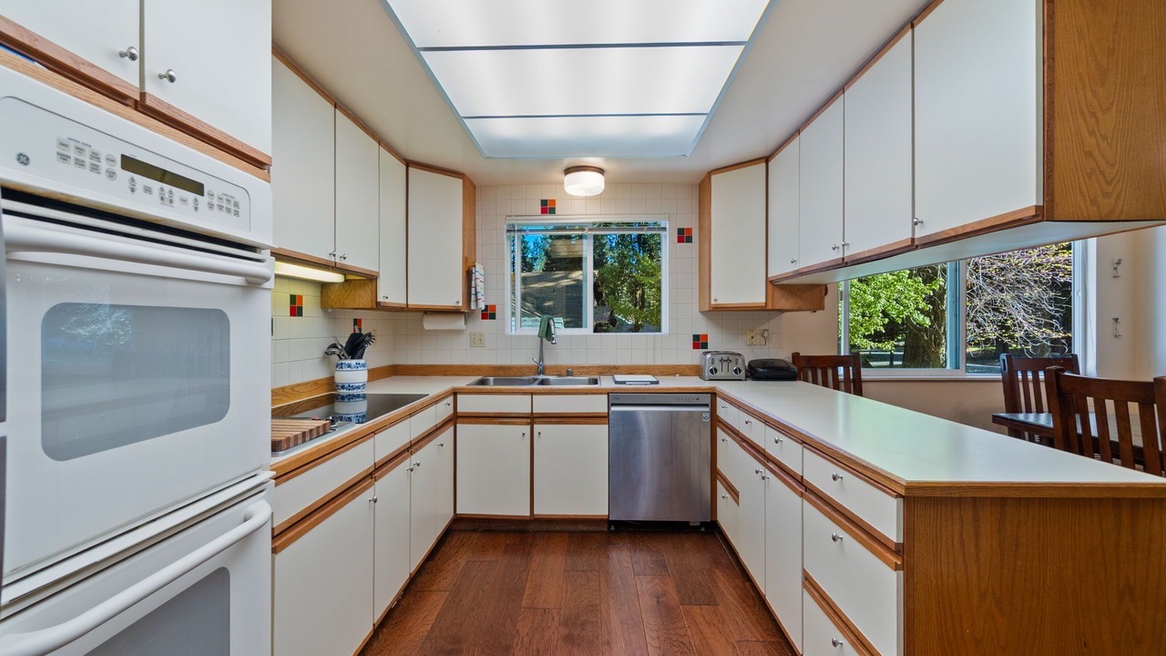 Photo of Kitchen in Lake Almanor Country Club