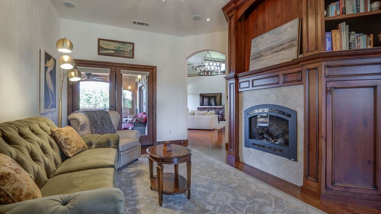 Photo of Livingroom in Redding