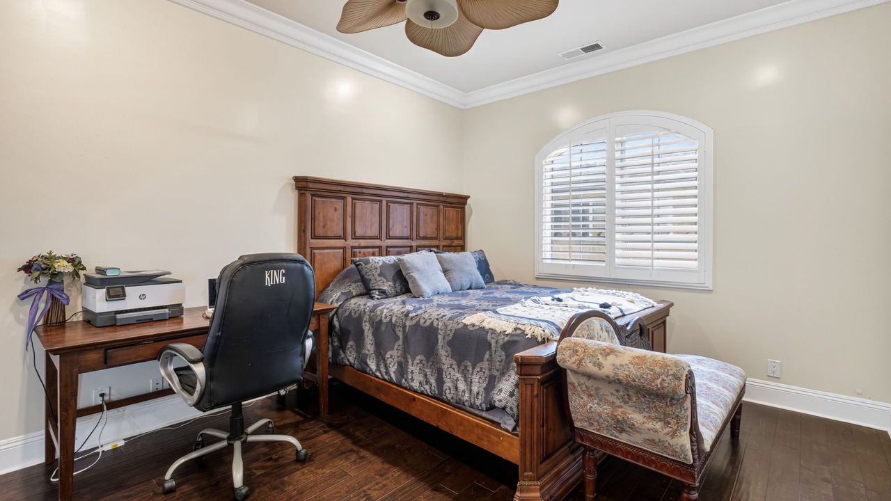 Photo of Bedroom in Downey