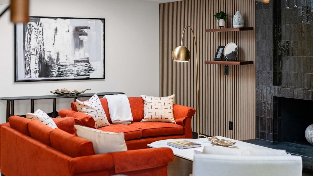Photo of Livingroom in Central Davis