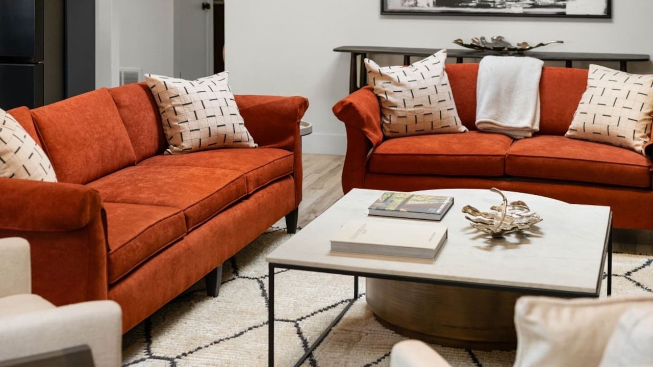 Photo of Livingroom in Central Davis
