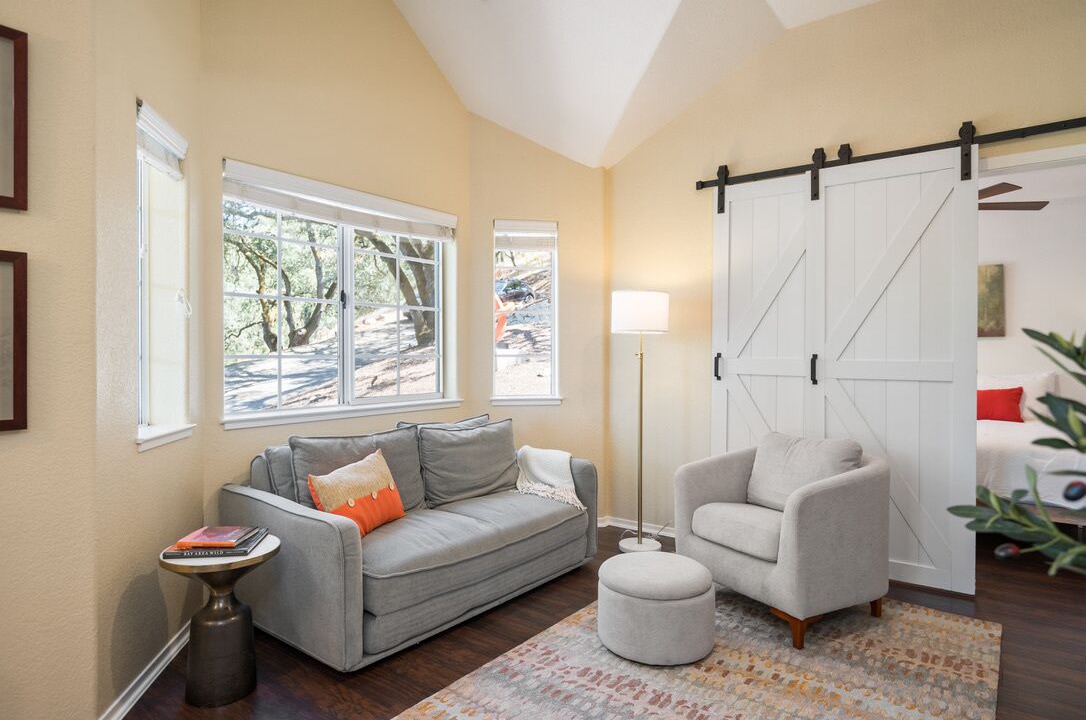 Photo of Livingroom in Walnut Creek
