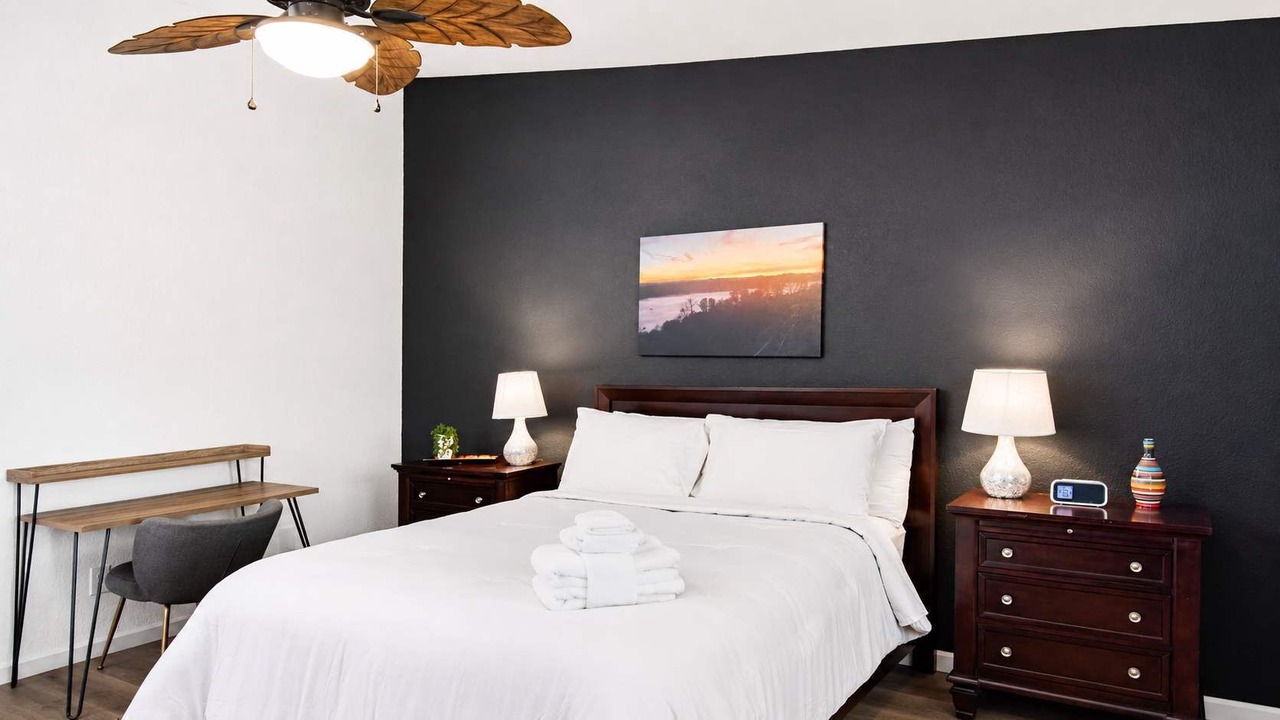Photo of Bedroom in Copperopolis