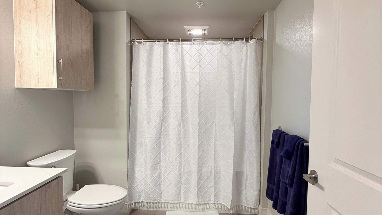 Photo of Bathroom in Midway District